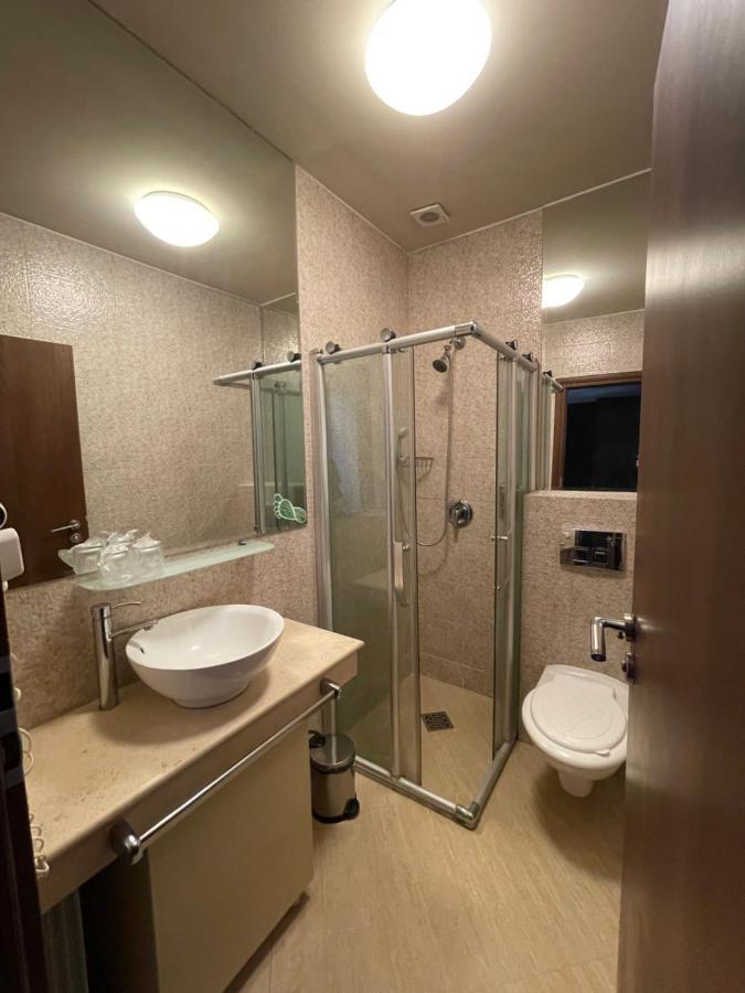 Melin Residence Orşova Екстериор снимка